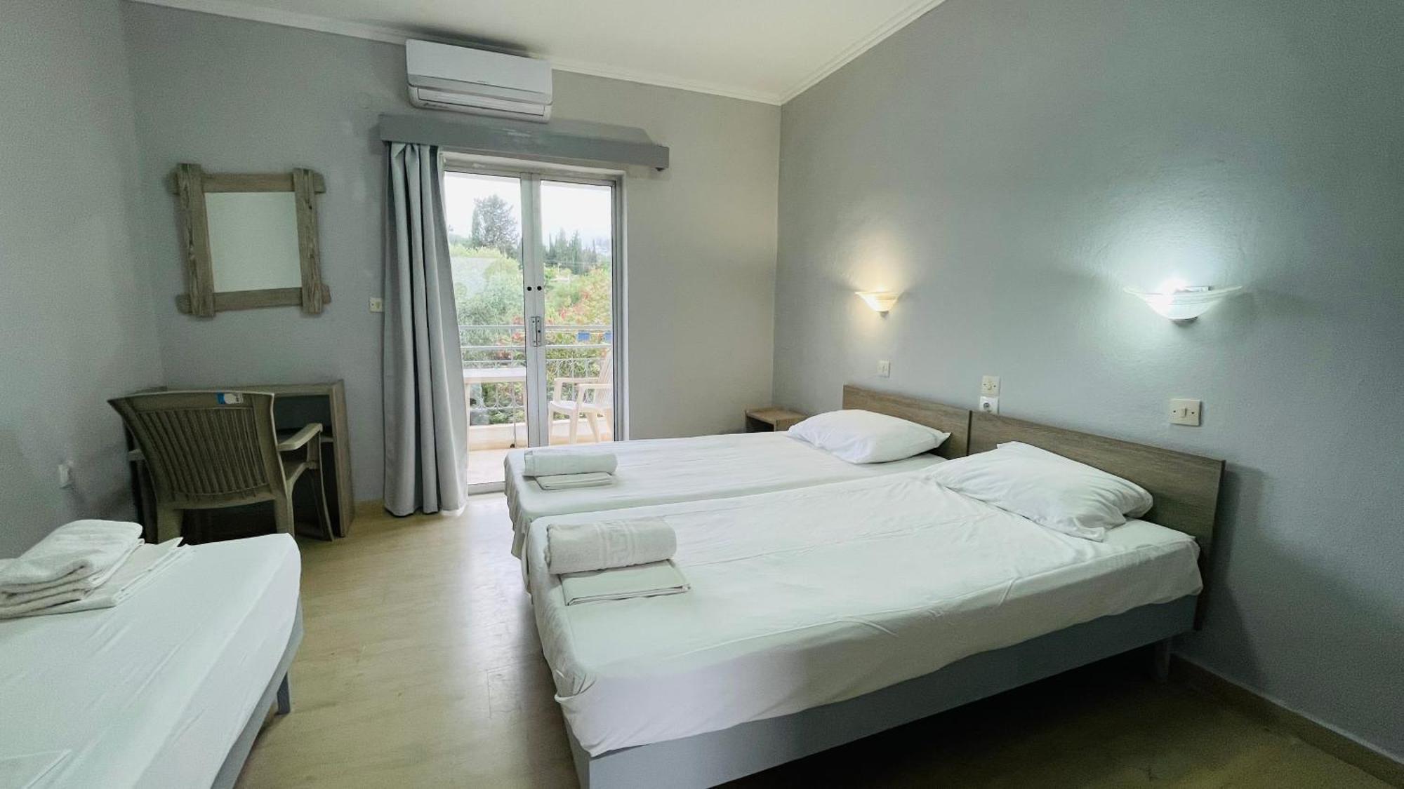 Full House Kavos Hotel Luaran gambar